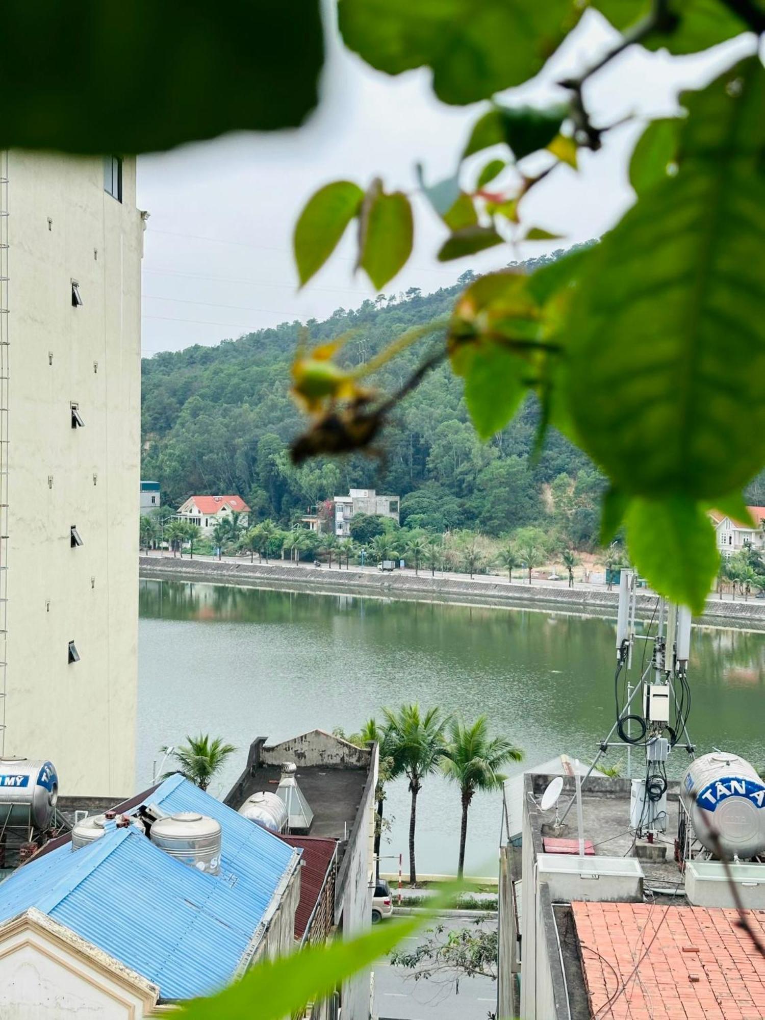 Nha Nghi Anh Dung Panzió Hạ Long-öböl Kültér fotó