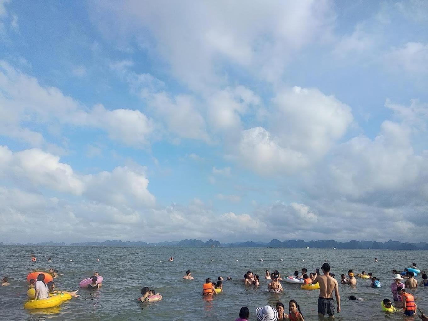 Nha Nghi Anh Dung Panzió Hạ Long-öböl Kültér fotó